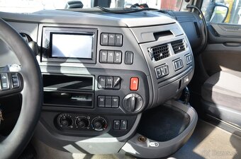 DAF XF 460 FT - 8