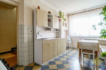 REZERVOVANÉ - Exkluzívny predaj rodinného domu v obci Skalka - 8