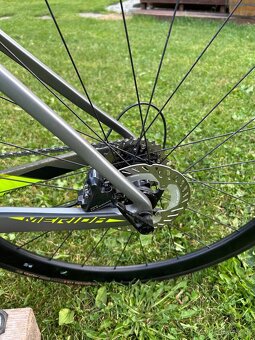 MERIDA REACTO DISC 5000 matná šedá metalíza(čierny/zelený) - 8