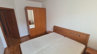 Predám 2-izbový byt v Petržalke na Šustekovej - 8