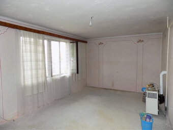 Na predaj viacgeneračný dom v Tvrdošovciach . - 8