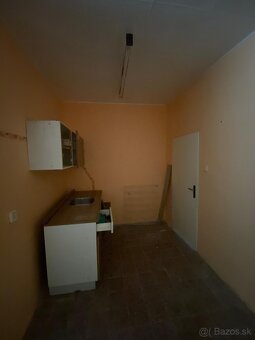 PRENÁJOM nebytových priestorov - Čebovce - 8