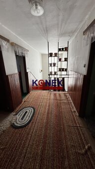 Poschodový rodinný dom v obci Pavlovce nad Uhom - 8