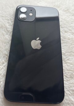 Predám iPhone 12, Black , 128GB - 8