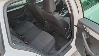 Škoda OCTAVIA Combi 2.0 TDI xenon - 8