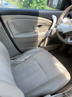 Rozpredam renault fluence 2010 - 8