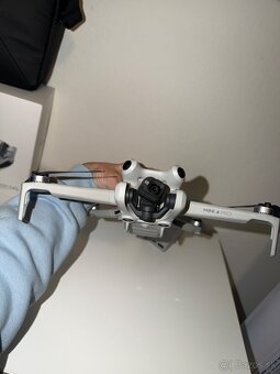 DJI Mini 4 Pro Fly More Combo - 8