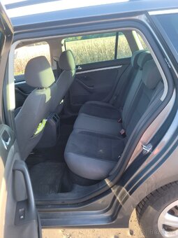 VW Golf Variant V - 8