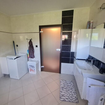 REZERVOVANÉ LUXUSNÝ RODINNÝ APARTMÁNOVÝ DOM 350 M2 S POZEMK - 8