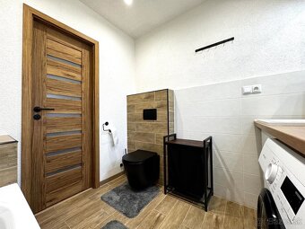 Zrekonštruovaný 4-izbový rodinný dom s garážou GALOVANY - 8