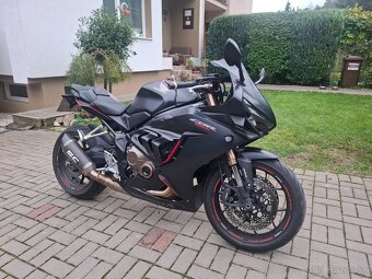 Predám Hondu CBR 650 R - 8
