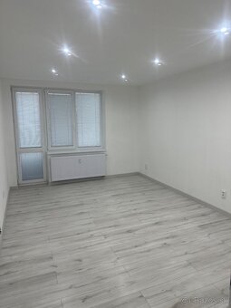 2 izbový byt s balkónom - 8