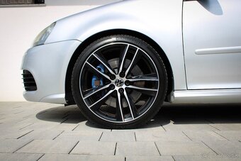 Volkswagen Golf R32 3.2 V6 4-Motion - 8