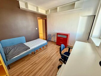 Na prenájom 3 izbový byt s balkónom, Svetlá ul. - 8