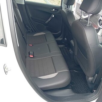 PEUGEOT 2008 1.6 HDI MANUÁL 73kW - 8