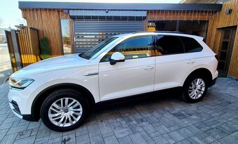 VW TOUAREG rok.2021 /3.0 V6 TDI /170 KW /4x4 -aut / DPH - 8