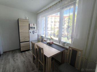 REZERVOVANÉ ZREKONŠTRUOVANÝ ZARIADENÝ VEĽKÝ /64,11M2/ STRED - 8