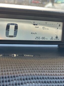 Citroën C4 1.4i 64kW, r.v. 2008, STK/EK 2027 - 8