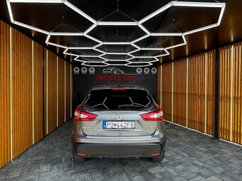Nissan Qashqai DIG-T 115 Tekna Xtronic - 8