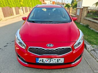 Predam Kia Ceed SW 1.6Crdi 100kW. Kupene na SK-1.majitel - 8
