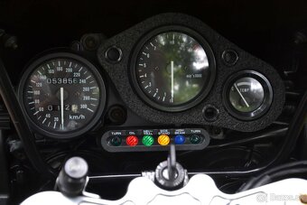 Honda CBR 900RR Fireblade SC28 - 8