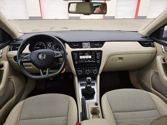 Škoda Octavia Combi 1.6 TDI M5 Elegance Navi DVD Koža R16 - 8