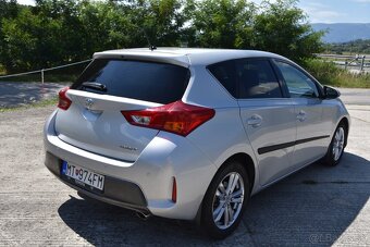 Toyota Auris 2.0 l D-4D DPF Active - 8