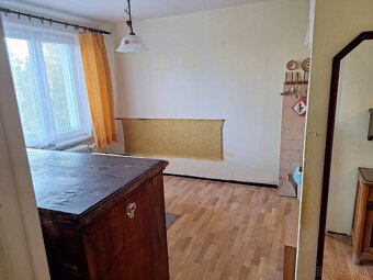 Na predaj: 1i byt v centre Lučenca – ideál na rekonštrukciu - 8