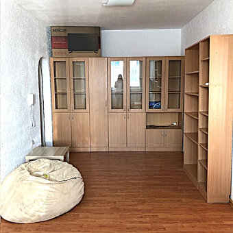 Slušný 3 i, čiast. rek., zariad., Lo, Smolenická Petržalka - 8