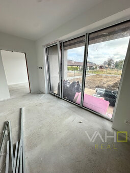 Predaj moderného rodinného domu v obci Červeník - 8