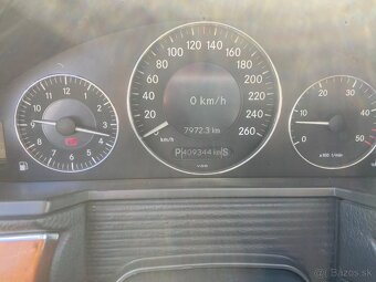 Mercedes-Benz W211 E320 cdi - 8