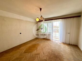 ZNÍŽENÁ CENA 3-izbový byt s GARÁŽOU a ZÁHRADOU na predaj v - 8