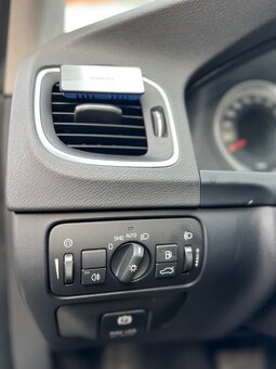 Predám Volvo V60 - 8