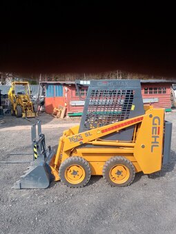 Bobcat Gehl smykovy nakladac - 8