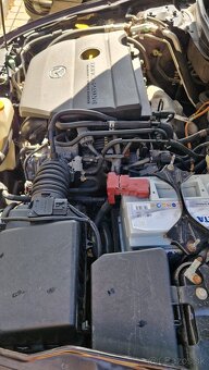Mazda 6 combi 2.5i - 8