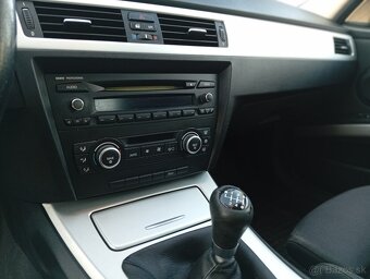 BMW 320D E90 - 8