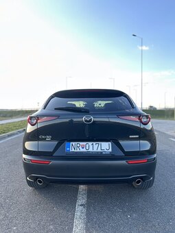 Mazda CX-30 2.0 Benzín 1. Majiteľ 4x4. záruka 12/2028. - 8