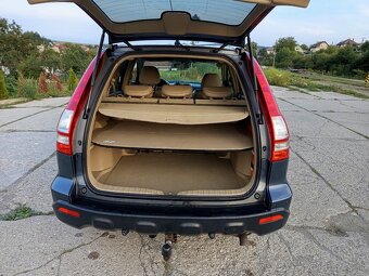 Predám Hondu CR-V diesel 2.2l ,103 kw, 4x4 - 8