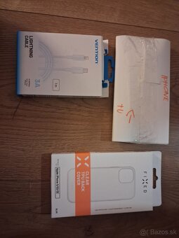 Nový iPhone SE 2016 - 8