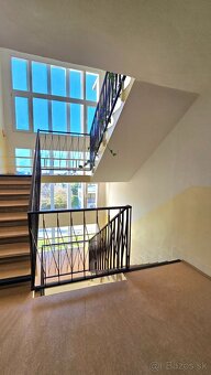 Slnečný 2-izbový byt na Ľadovni - 8