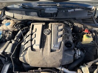 VW Touareg 3.0 V6 TDI 180kW 4Motion - 8