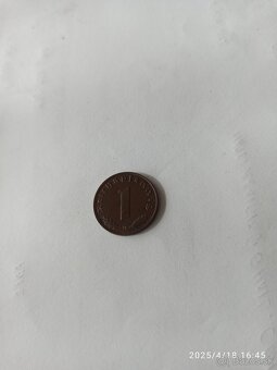 Cigaretové kartičky z 1 sv.v.(originál) plus minca - 8