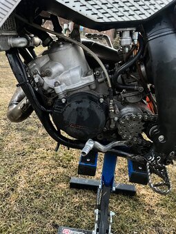 KTM EXC 125 2010 - 8