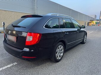 Skoda superb combi 2.0 tdi 103kw 2011 - 8