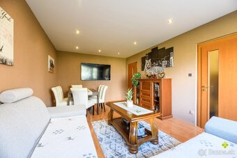 PRÍJEMNÝ 3 IZBOVÝ BYT, NÁBREŽIE SV. CYRILA PRIEVIDZA - 8