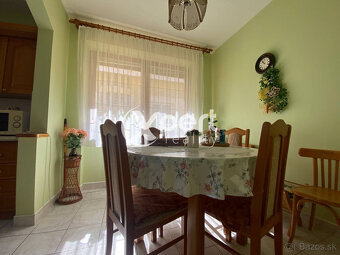 ZNÍŽENÁ CENA.NA PREDAJ RODINNÝ DOM PRIAMO V CENTRE - 8