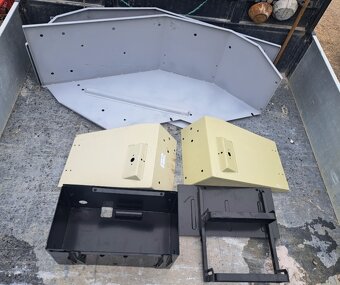 PREDAM ZADNE BLATNIKY TRAKTOR ZETOR - 8