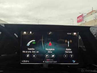 Mercedes Benz GLA180 A/T - 8