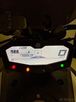 Yamaha MT-07 ABS - 8