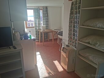 Chorvátsko, Apartmánový som so 6 apartmánmi na ostrove Čiovo - 8